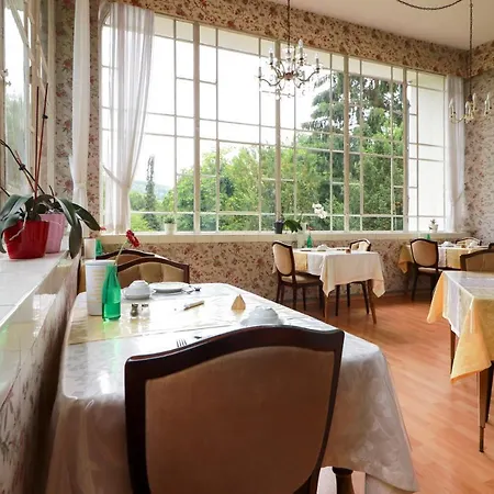 Kurvilla Am Park Pensjonat Bad Kissingen
