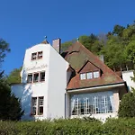 Kurvilla Am Park Pensjonat 3*
