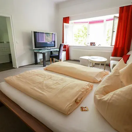 Guest house Kurvilla Am Park