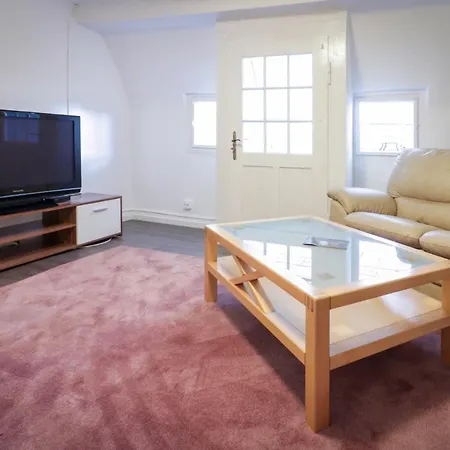 Kurvilla Am Park Guest house