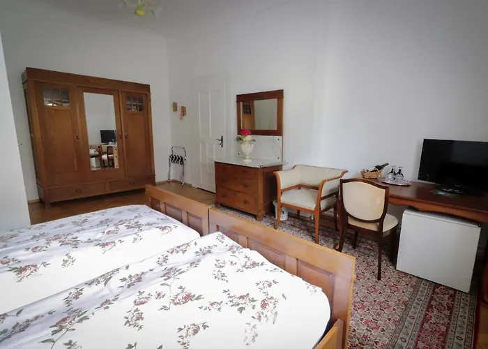 Kurvilla Am Park Gæstehus 3*